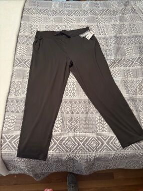 Women’s olive green Active Drawstring Pants